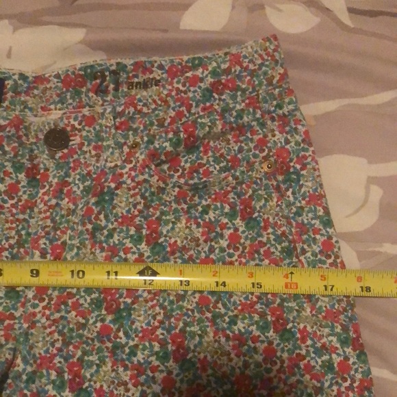 J. Crew Liberty Jeans in Emma & Georgina Print - Picture 9 of 13